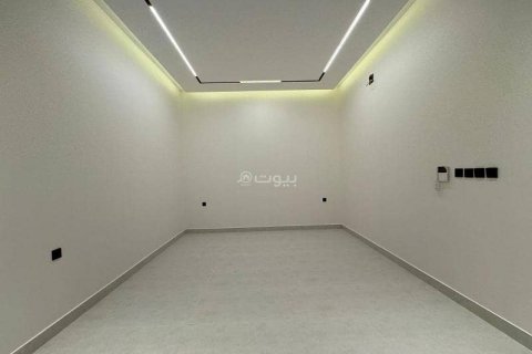 5 bedrooms Apartment in Riyadh, Saudi Arabia No. 61654 13