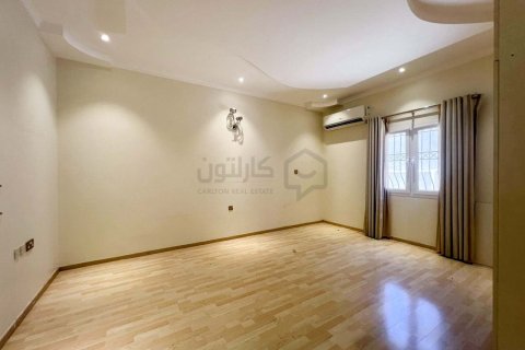 5 bedrooms Villa in Tubli, Bahrain No. 59092 5