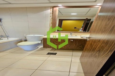 Квартира с 2 спальнями в Executive Towers, ОАЭ №20496 14