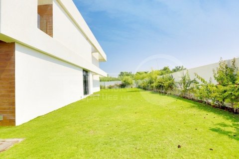 5 bedrooms Villa on the Yas Island, UAE No. 13365 21