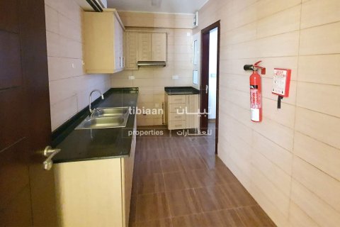 2 bedrooms Apartment in Muscat, Oman No. 53467 4