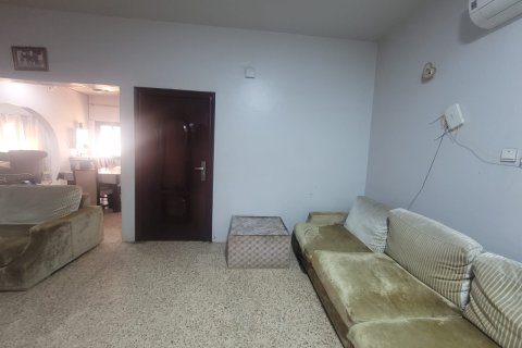 4 bedrooms Villa in Muscat, Oman No. 54181 6