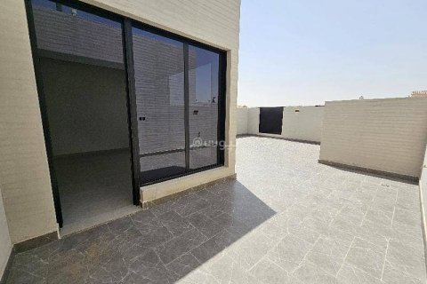 7 bedrooms Villa in Riyadh, Saudi Arabia No. 69134 22