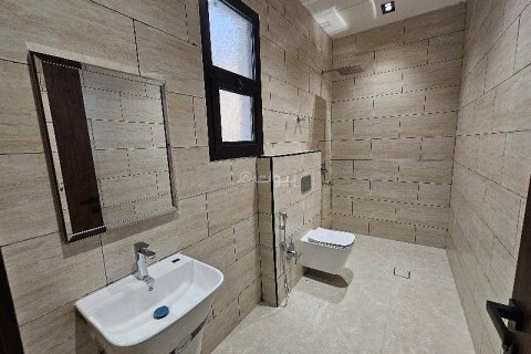 7 bedrooms Villa in Riyadh, Saudi Arabia No. 69134 17