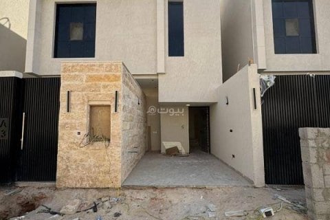 3 bedrooms Apartment in Riyadh, Saudi Arabia No. 69103