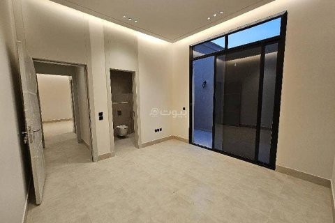 Квартира с 4 спальнями в Эр-Рияд, Саудовская Аравия №69133 18