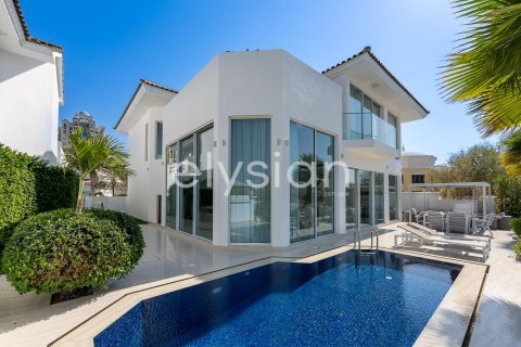 4 bedrooms Villa in Garden Homes, UAE No. 64656