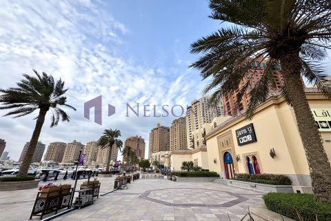 2 bedrooms Townhouse in Doha, Qatar No. 57153 3