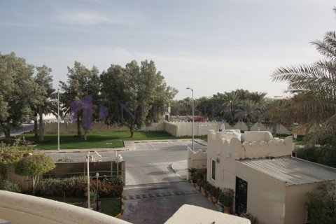 6 bedrooms Villa in Doha, Qatar No. 57482 24
