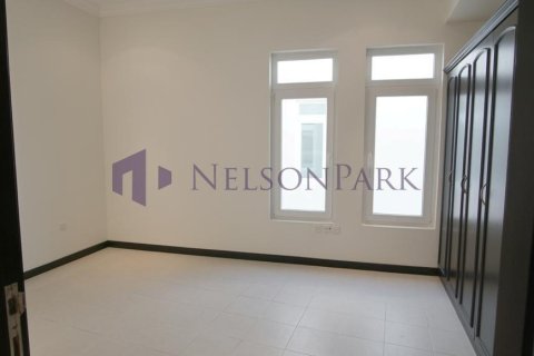 6 bedrooms Villa in Doha, Qatar No. 57482 14