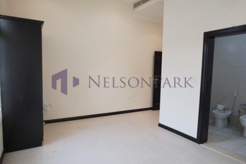 6 bedrooms Villa in Doha, Qatar No. 57482 15