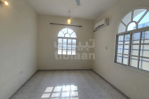 Apartment de 2 dormitorios en Muscat, Oman No. 53670 4
