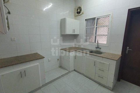Apartment de 2 dormitorios en Muscat, Oman No. 53670 5