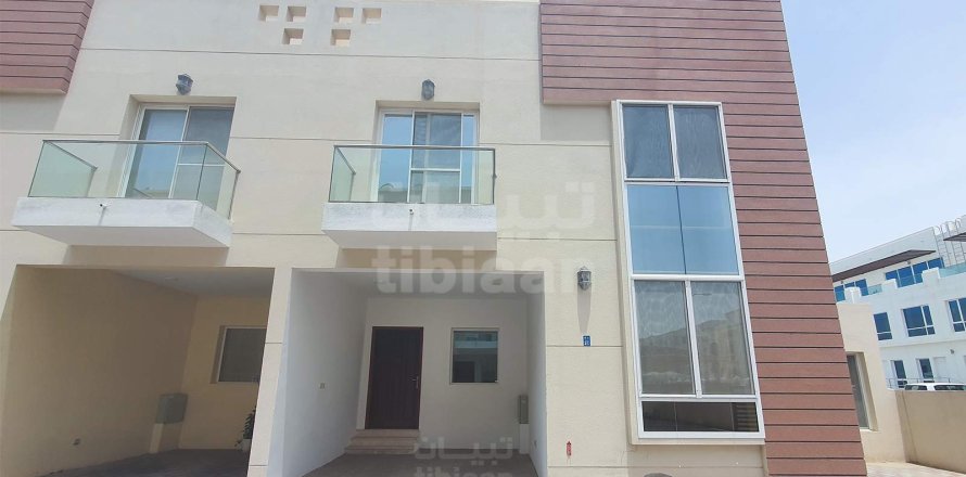 Townhouse de 6 chambres à Muscat, Oman No. 53676