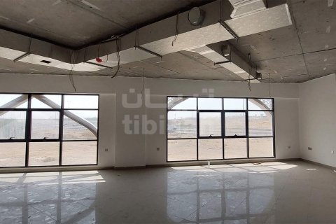 39.56m² Shop in Al Ansab, Oman No. 53674 3