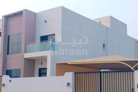 Villa de 4 chambres à As Sib, Oman No. 53672
