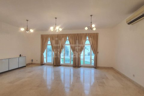 Villa Jumelée de 4 chambres à Muscat, Oman No. 53673 3