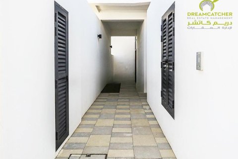 3 bedrooms Townhouse in Mina Al Arab, UAE No. 20218 18