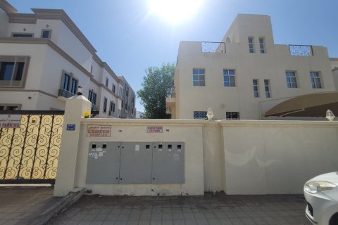 4 bedrooms Villa in Muscat, Oman No. 62443 3
