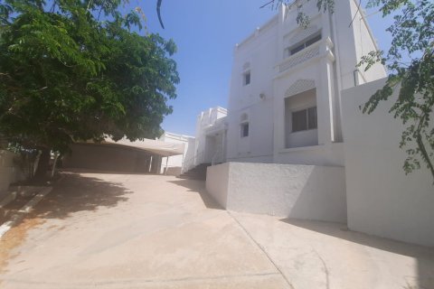 6 bedrooms Villa in Madinat as'Sultan Qaboos, Oman No. 54639