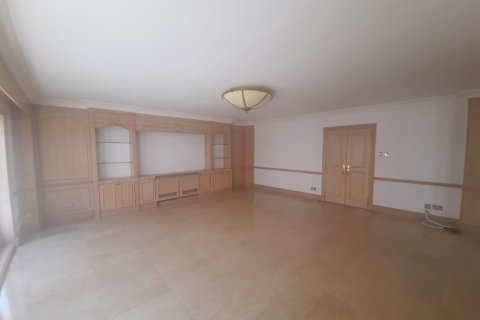 Villa de 6 dormitorios en Madinat as'Sultan Qaboos, Oman No. 54639 6