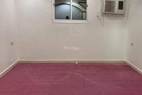 3 bedrooms Apartment in Riyadh, Saudi Arabia No. 98705
