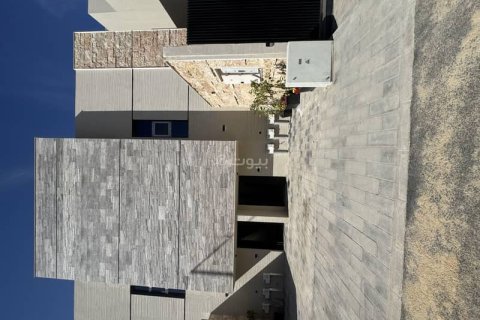 4 bedrooms Apartment in Riyadh, Saudi Arabia No. 60103