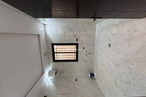 Villa de 8 dormitorios en Riyadh, Saudi Arabia No. 60107 9