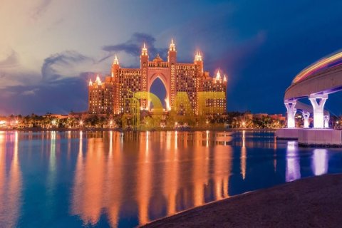 6 bedrooms Villa in Palm Jumeirah, UAE No. 3678