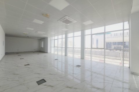 Commercial property de 1363m² à Muscat, Oman No. 69075 6