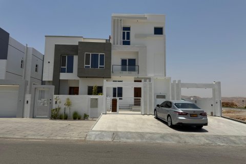 Квартира с 2 спальнями в Al Ansab, Оман №69070