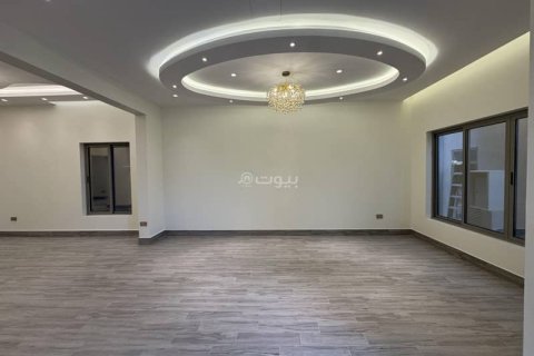 6 bedrooms Villa in Khobar, Saudi Arabia No. 60214 23