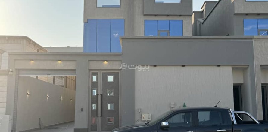 6 bedrooms Villa in Khobar, Saudi Arabia No. 60214