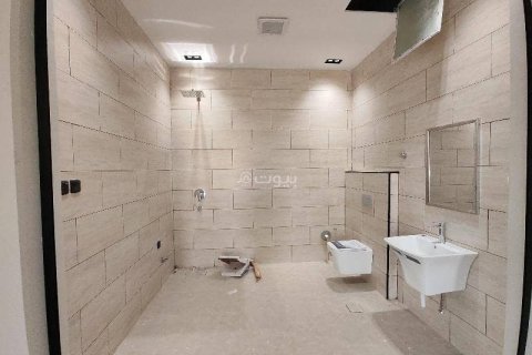 Villa de 5 chambres à Riyadh, Saudi Arabia No. 67361 26