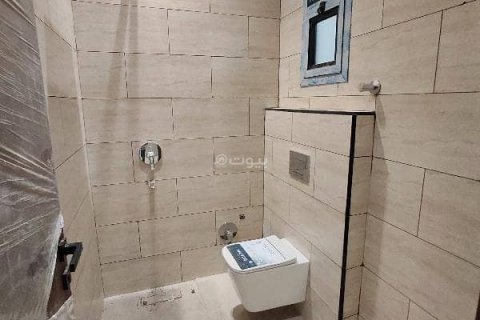 Villa de 5 chambres à Riyadh, Saudi Arabia No. 67361 8