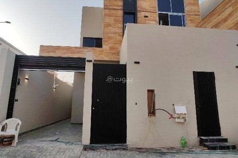 5 bedrooms Villa in Riyadh, Saudi Arabia No. 67361