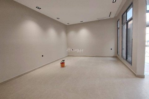 Villa de 5 chambres à Riyadh, Saudi Arabia No. 67361 5