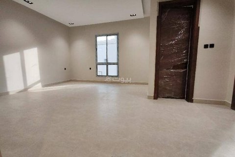 Villa de 5 chambres à Riyadh, Saudi Arabia No. 67361 20