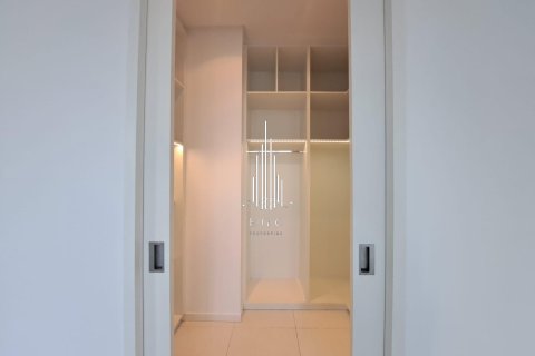 4 غرف نوم شقة في Corniche Road, الإمارات العربية المتحدة رقم 37661 15