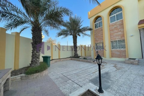 6 غرفة نوم  فيلا في الدوحة, Qatar رقم 57002