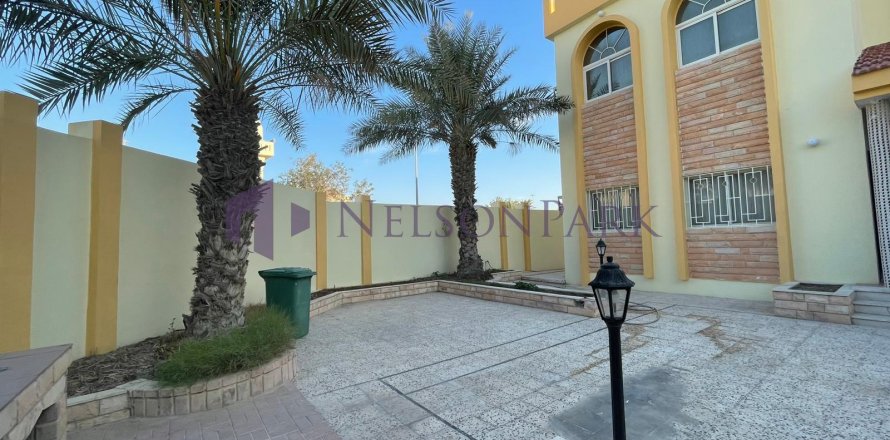6 غرفة نوم  فيلا في الدوحة, Qatar رقم 57002