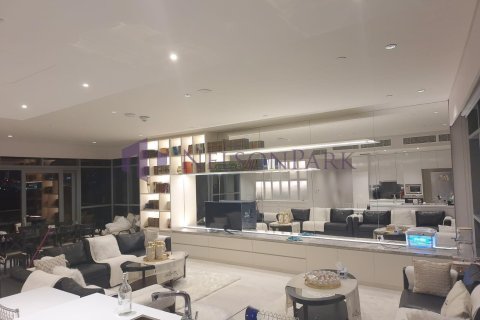 1 bedroom Apartment in Lusail, Qatar No. 57809 8