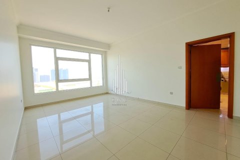 Appartement de 4 chambres à Tourist Club Area, UAE No. 24627 27