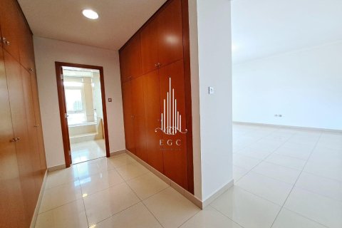 Appartement de 4 chambres à Tourist Club Area, UAE No. 24627 15