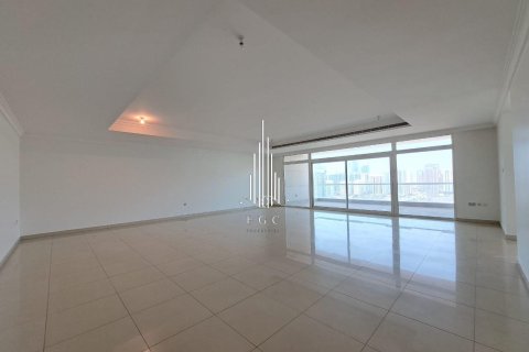 Appartement de 4 chambres à Tourist Club Area, UAE No. 24627 28