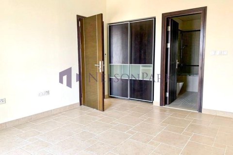 2 bedrooms Apartment in Doha, Qatar No. 56604 6
