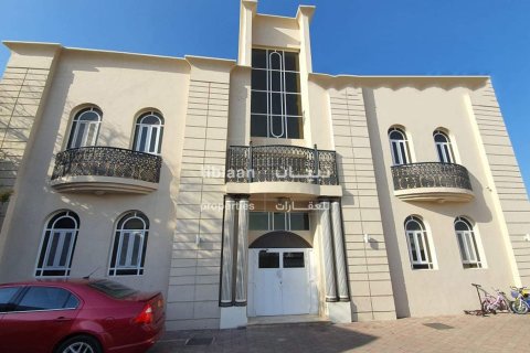Apartment de 3 dormitorios en Muscat, Oman No. 54031 3