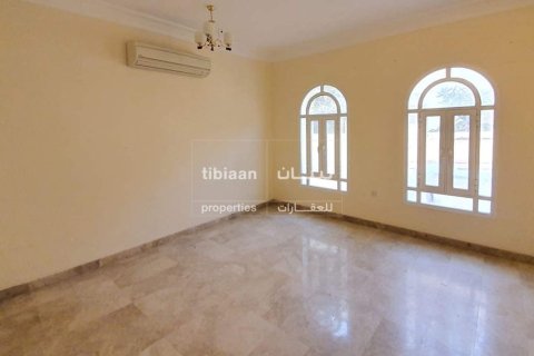 Apartment de 3 dormitorios en Muscat, Oman No. 54031 5