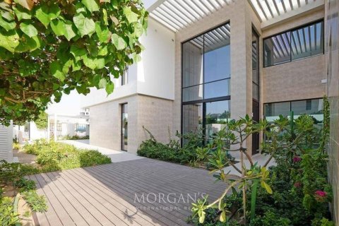 Вилла с 6 спальнями в Al Barari Villas, ОАЭ №38304