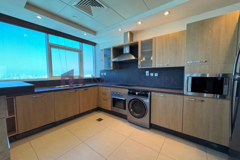 Apartment de 3 dormitorios en Doha, Qatar No. 58285 12
